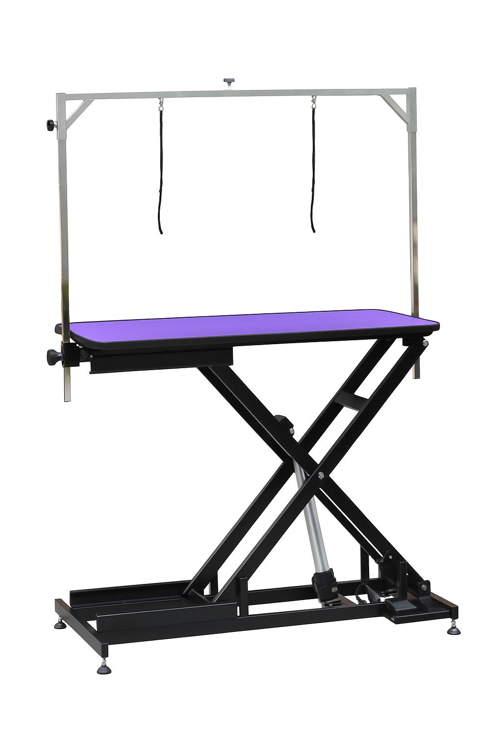 Aeolus Grooming Table Top Mat with non-slip, cushioned surface for pet stability and table protection.