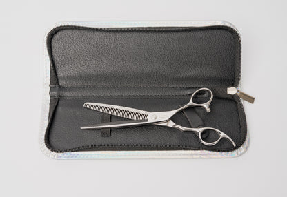 G4G Lite35 7-inch silver antler tooth thinning scissors made from Japanese 440C steel for dogs and cats.